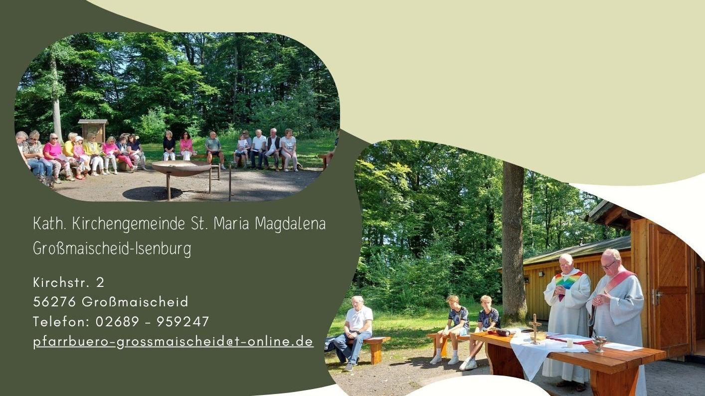 Das Plakat zeigt neben den Informationen zum Waldgottesdienst auf grünem Hintergrund zwei Bilder: Menschen sitzen im Wald auf Bänken im Kreis, Priester und Diakon zelebrieren hinter einem schlichten Altartisch im Wald.